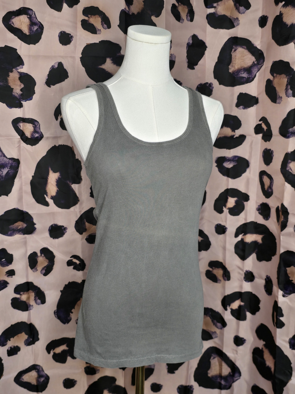 ✨ Groceries Apparel Organic Cotton Scoop Neck Tank Top ✨ Small
